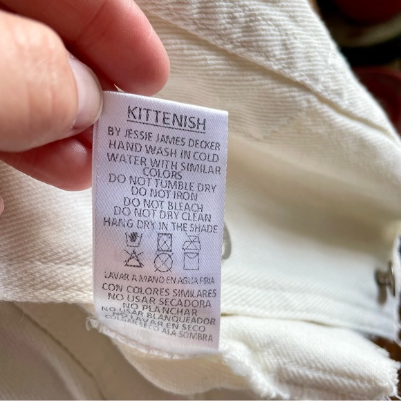 NWT Kittenish - White cropped denim jacket - Picture 7 of 7